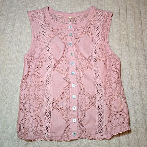 Free People Tops - Free People Women's Pink Floral Lace Sleeveless Button Front Tank Top Size S